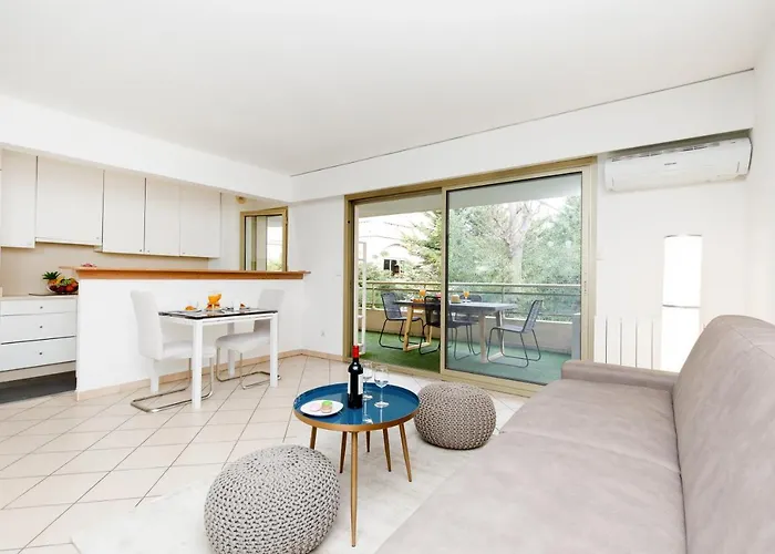 Apartman Select Yourhosthelper